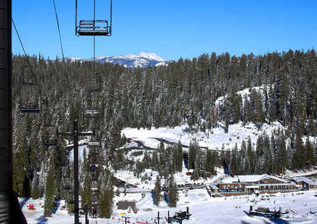 Area sci e snowboard a Yosemite