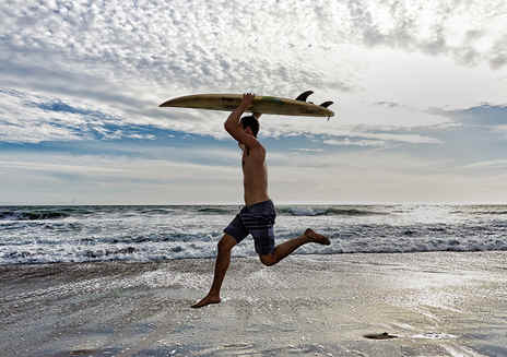 6 Surfing Hot Spots