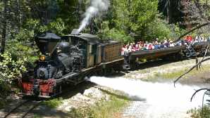 Yosemite Area Regional Transportation System (YARTS) Outdoor Excursions in the Southe