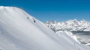 カリフォルニアのスキー＆スノーボード Winter Activities | VisitMammoth