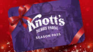 Knott’s Berry Farm season pass