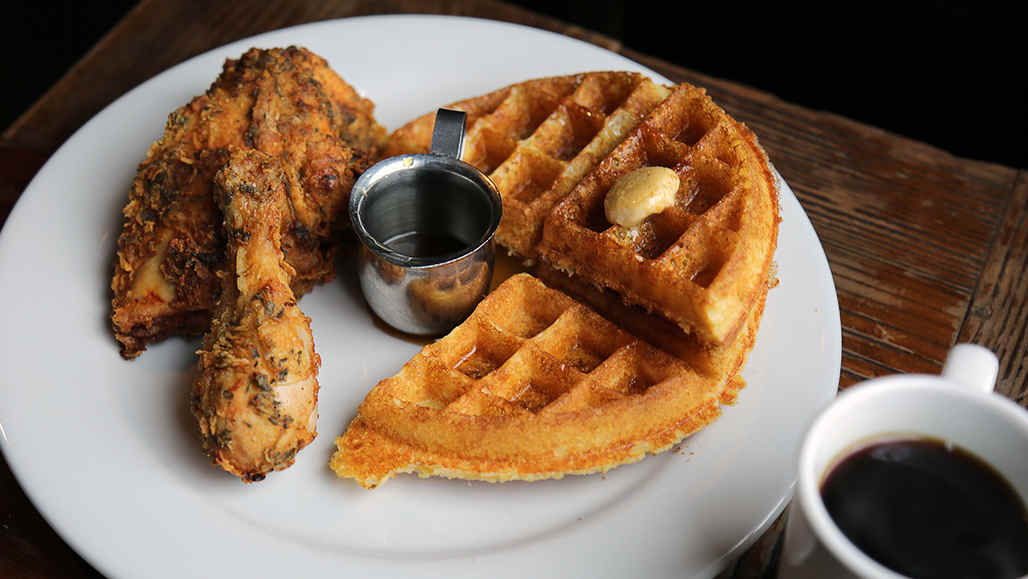 Oakland's Obsession-Worthy Chicken and Waffles BrownSugar-1280x720