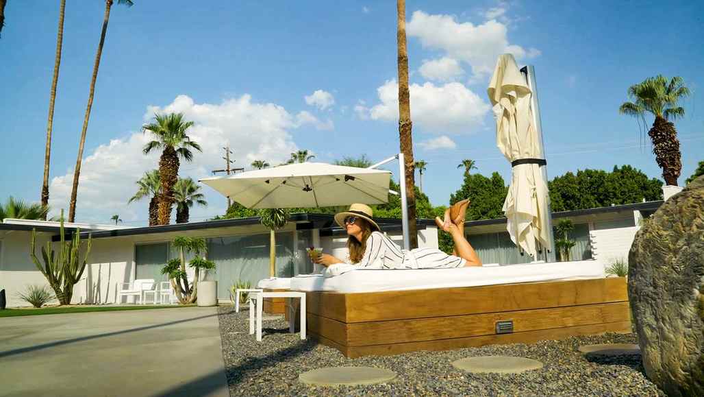 Greater Palm Springs Resorts vc_ca101_videothumbnail_resorts_palmsprings_lhorizon_1280x7202