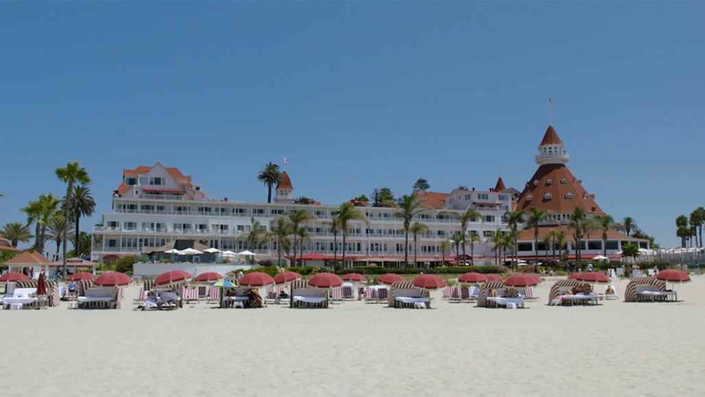 Hotel Del Coronado: California Luxury Minute Resorts vc_luxuryminute_hoteldelcoronado_960x540