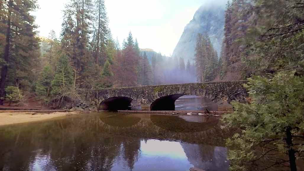 Yosemite Early Winter - 360° VR Experience wanderbird_productions-yosemite_early_winter
