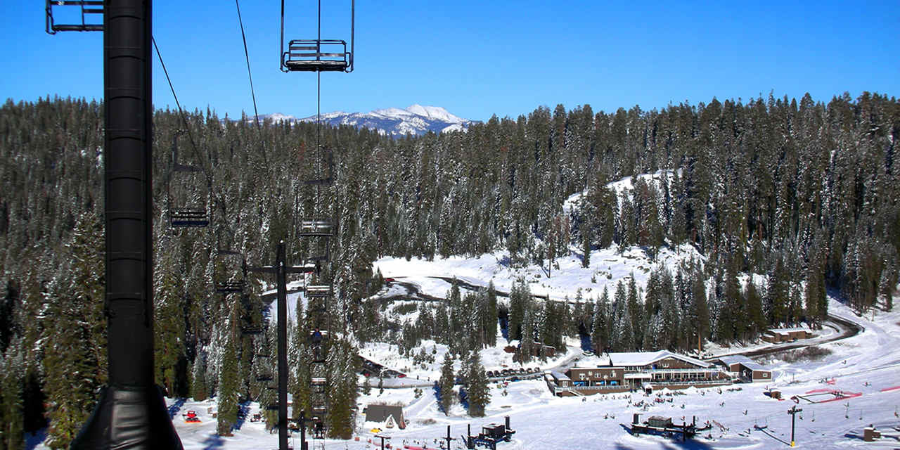 Area sci e snowboard a Yosemite
